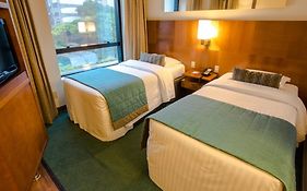 Estanplaza Berrini Hotel 4*